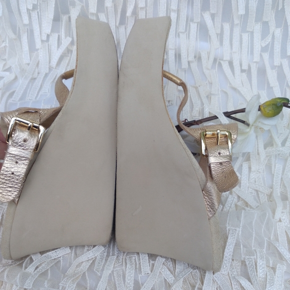 Michael Kors Wedges - Picture 6 of 11